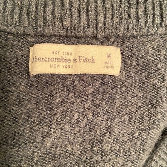 Abercrombie and Fitch Sweater - Picture 3 of 3